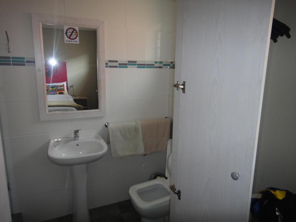 Ashanti Lodge Green Point كيب تاون الغرفة الصورة
