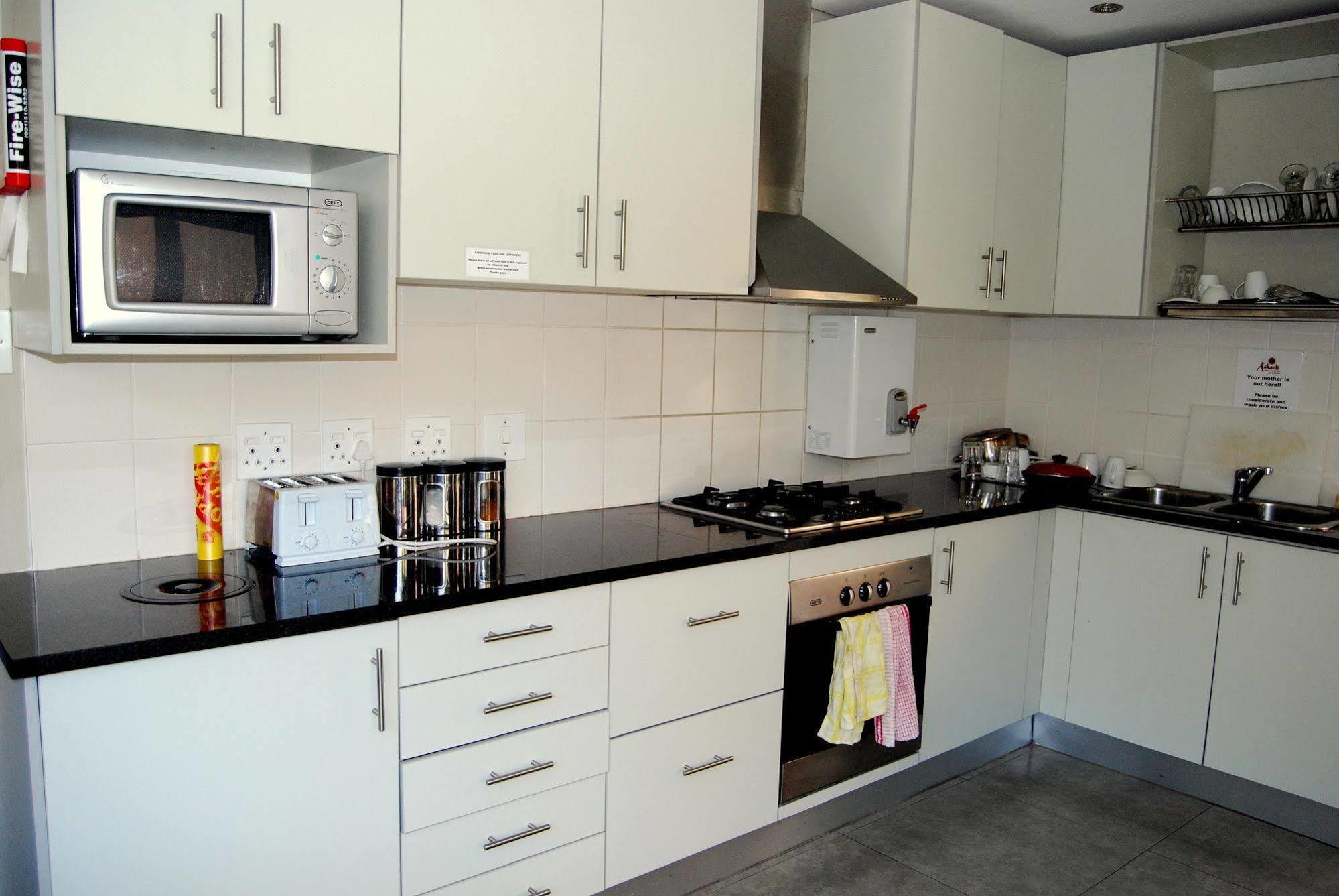 Ashanti Lodge Green Point كيب تاون المظهر الخارجي الصورة
