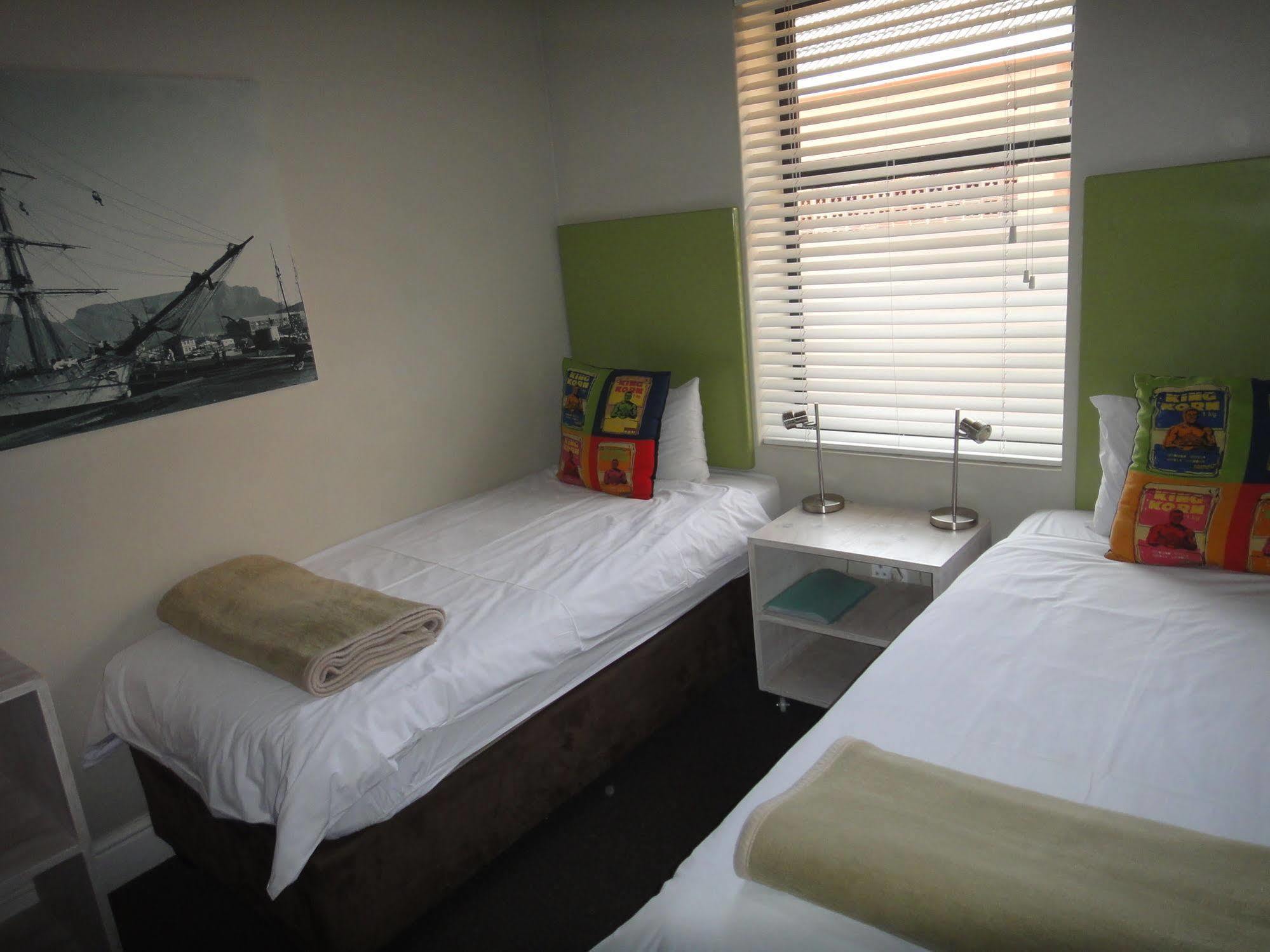 Ashanti Lodge Green Point كيب تاون المظهر الخارجي الصورة